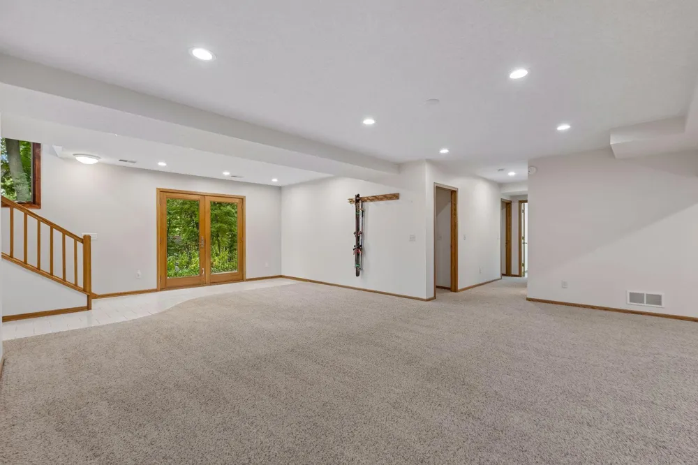 14885 Ironwood Court Eden Prairie, MN 55346