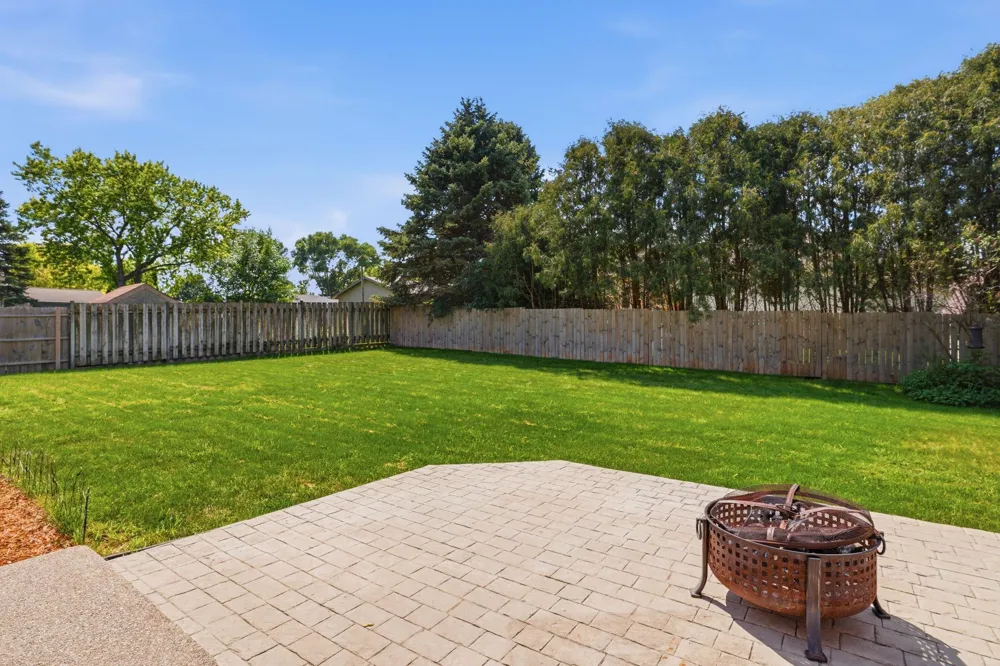 1217 27th Street NW Willmar, MN 56201