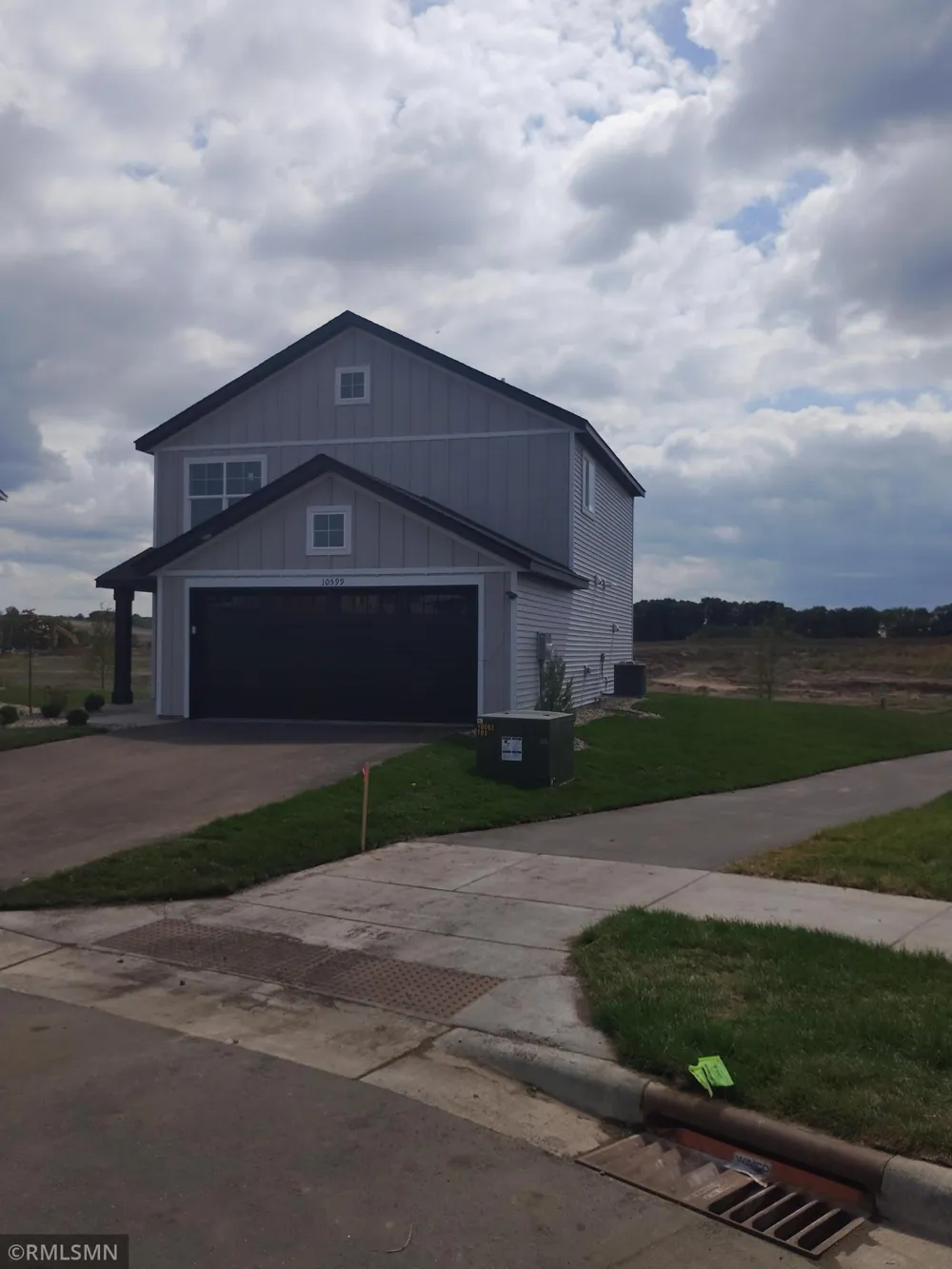 10599 Goodview Avenue S Cottage Grove, MN 55016