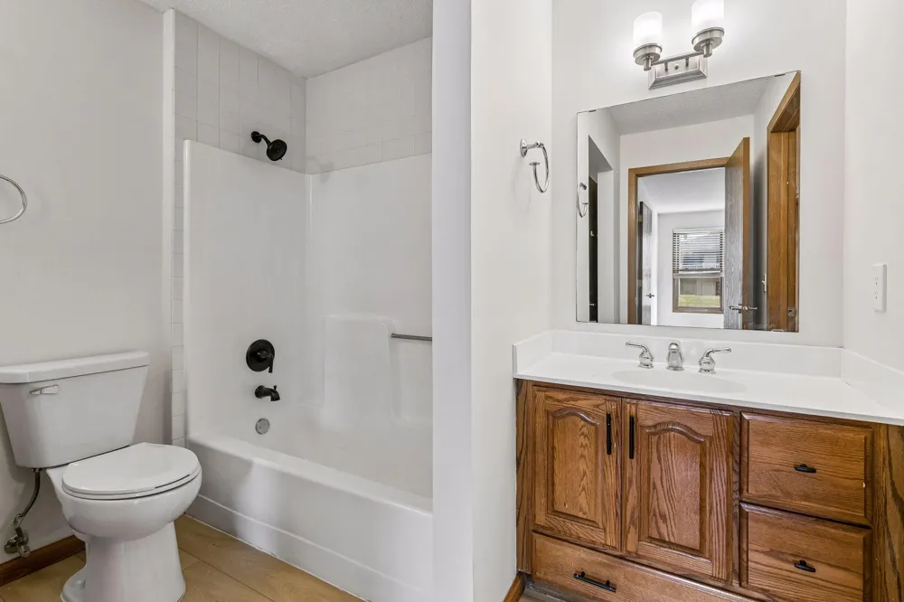 942 E Travelers Trail #58 Burnsville, MN 55337