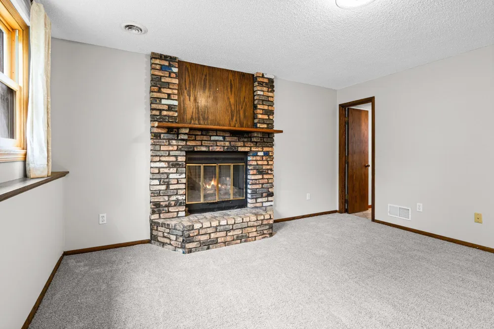 3531 Pilgrim Lane Plymouth, MN 55441