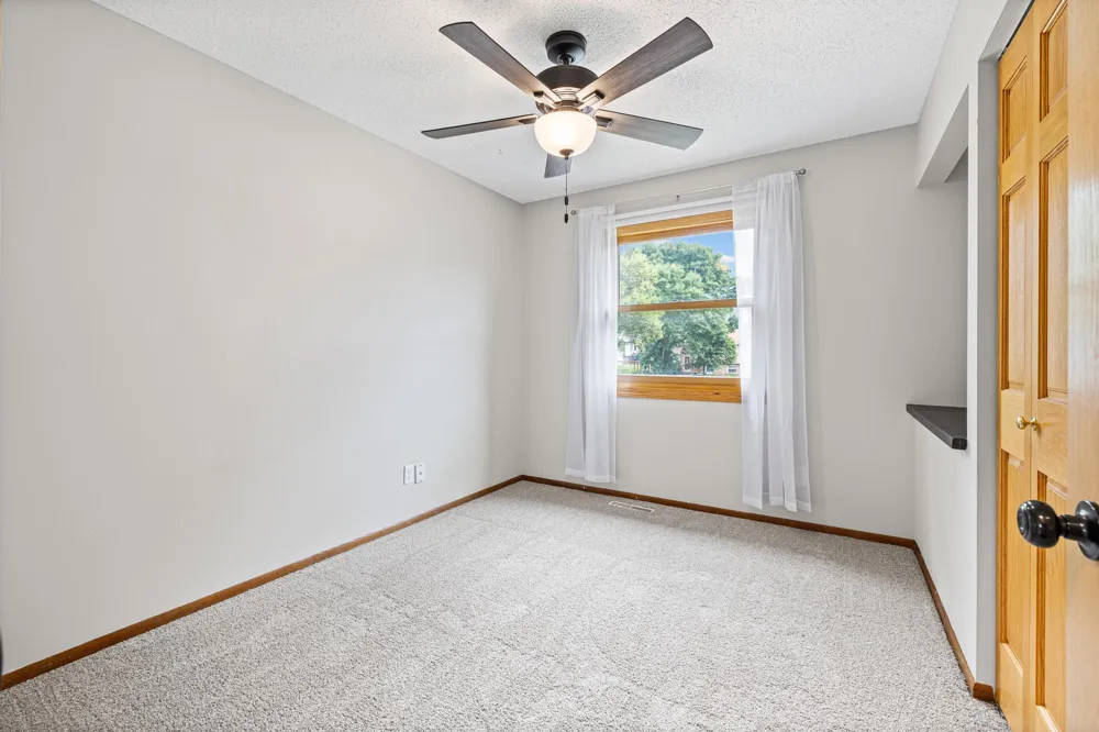 3531 Pilgrim Lane Plymouth, MN 55441
