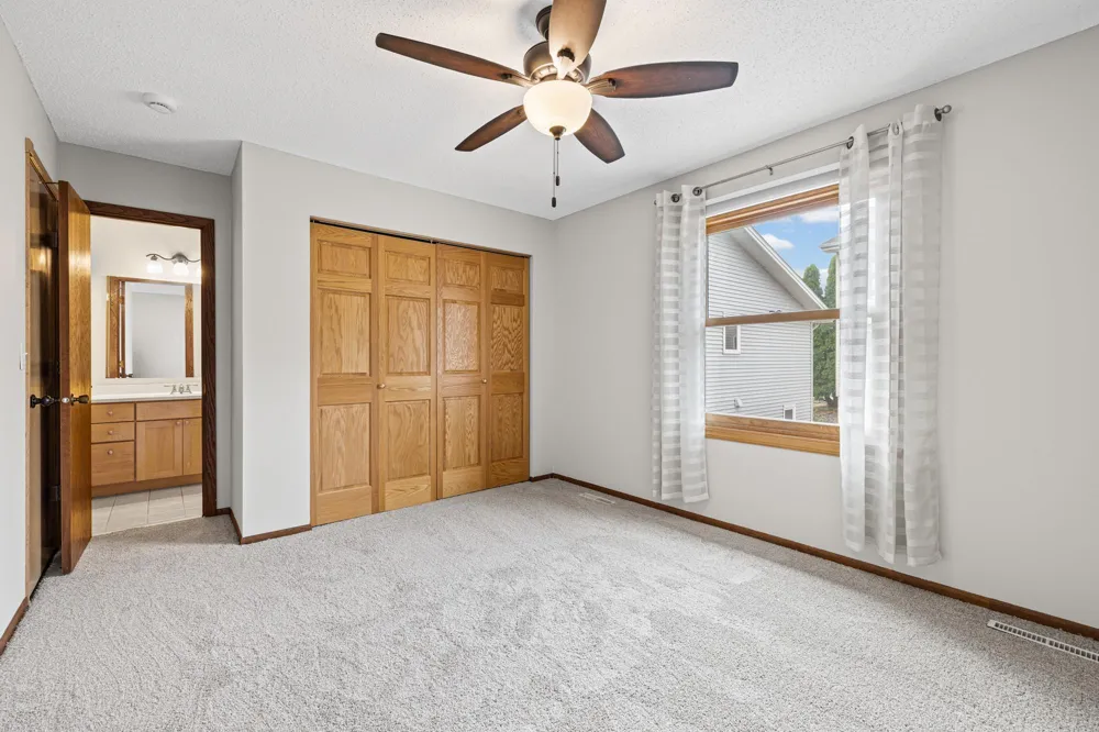 3531 Pilgrim Lane Plymouth, MN 55441