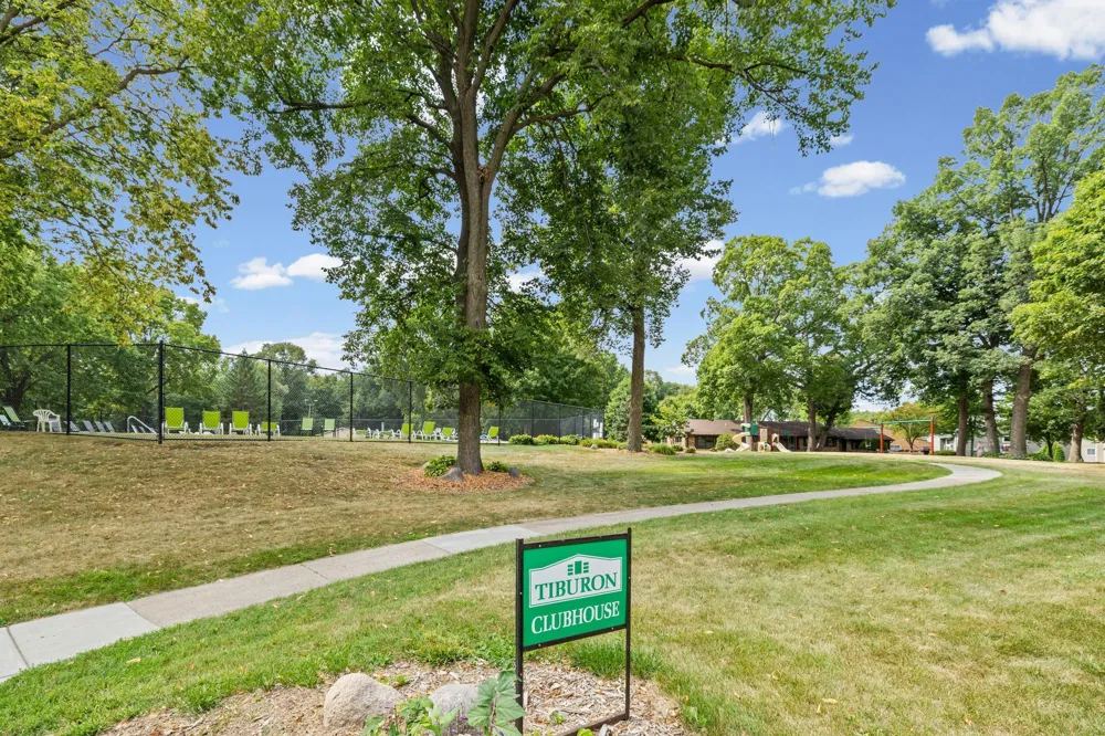 3531 Pilgrim Lane Plymouth, MN 55441