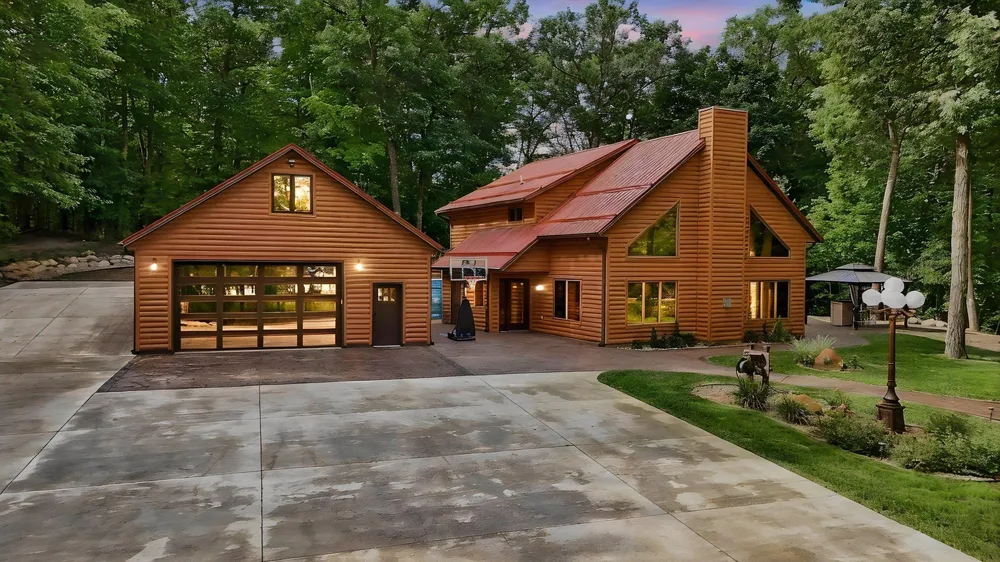 7643 Bear Road Cushing, MN 56443