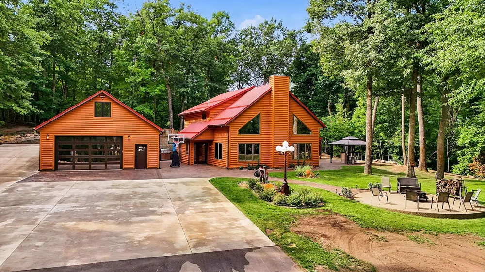7643 Bear Road Cushing, MN 56443