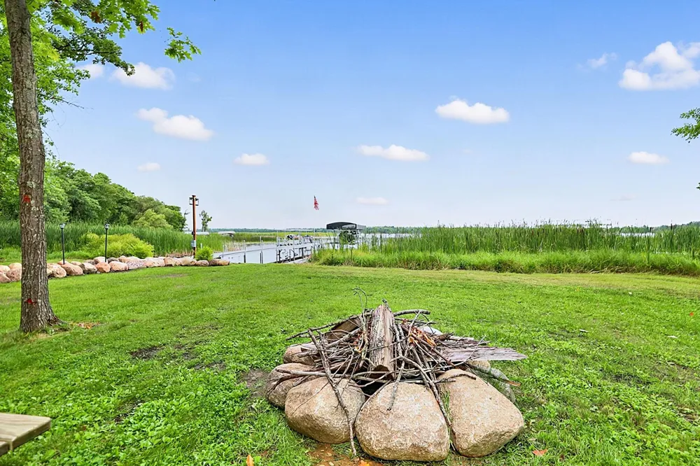 7643 Bear Road Cushing, MN 56443
