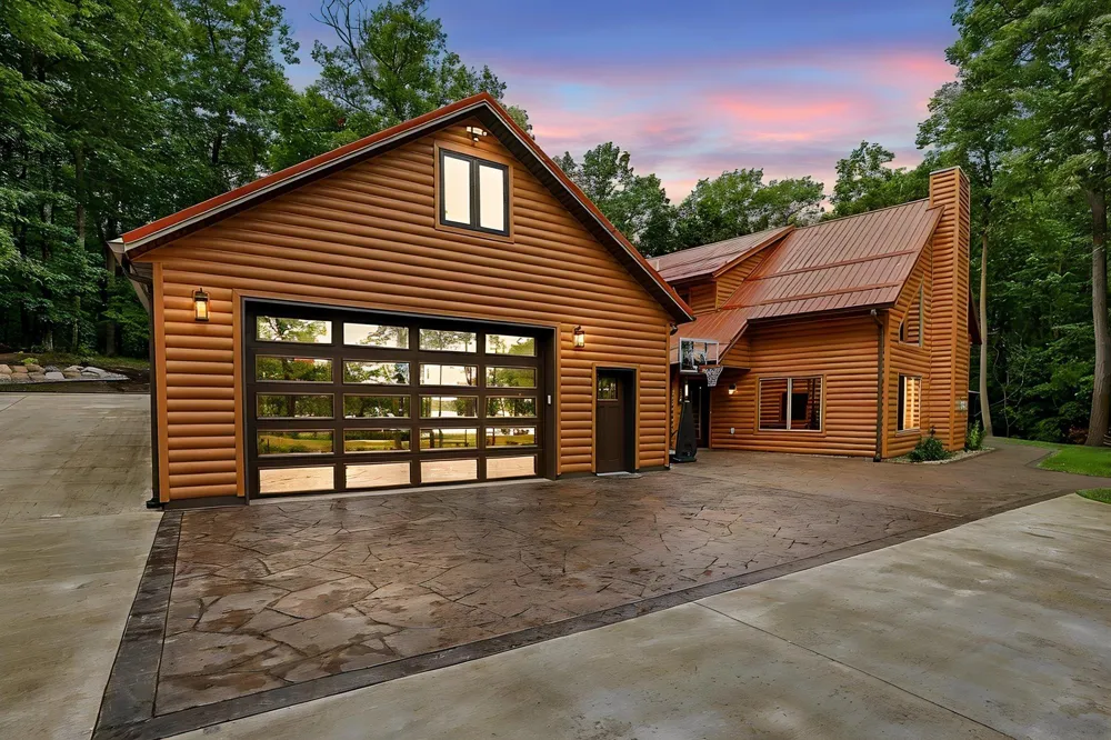 7643 Bear Road Cushing, MN 56443