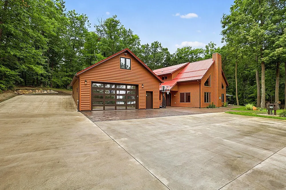 7643 Bear Road Cushing, MN 56443