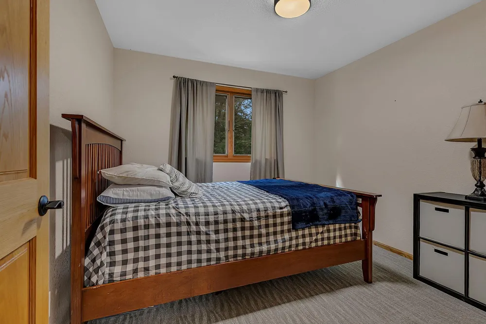 7643 Bear Road Cushing, MN 56443