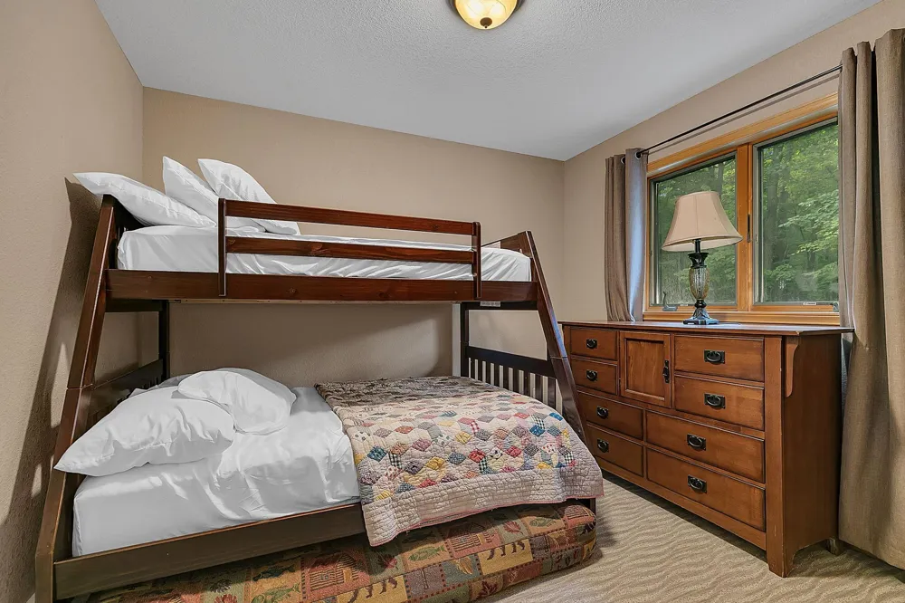 7643 Bear Road Cushing, MN 56443