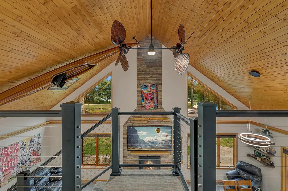 7643 Bear Road Cushing, MN 56443