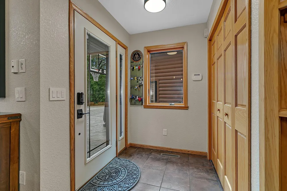 7643 Bear Road Cushing, MN 56443