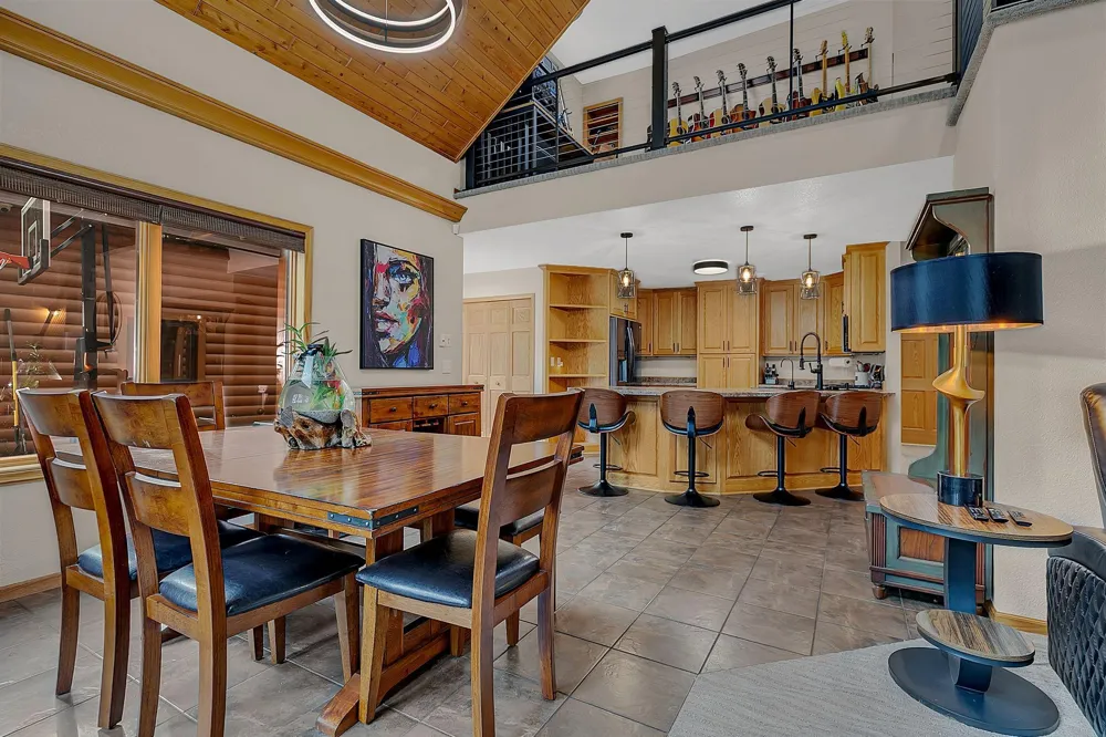 7643 Bear Road Cushing, MN 56443
