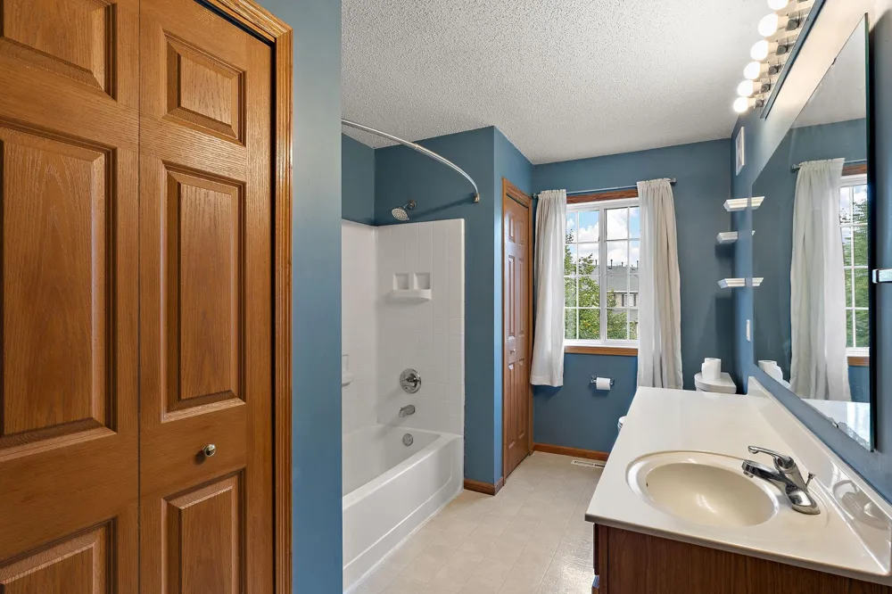 18034 69th Place Maple Grove, MN 55311