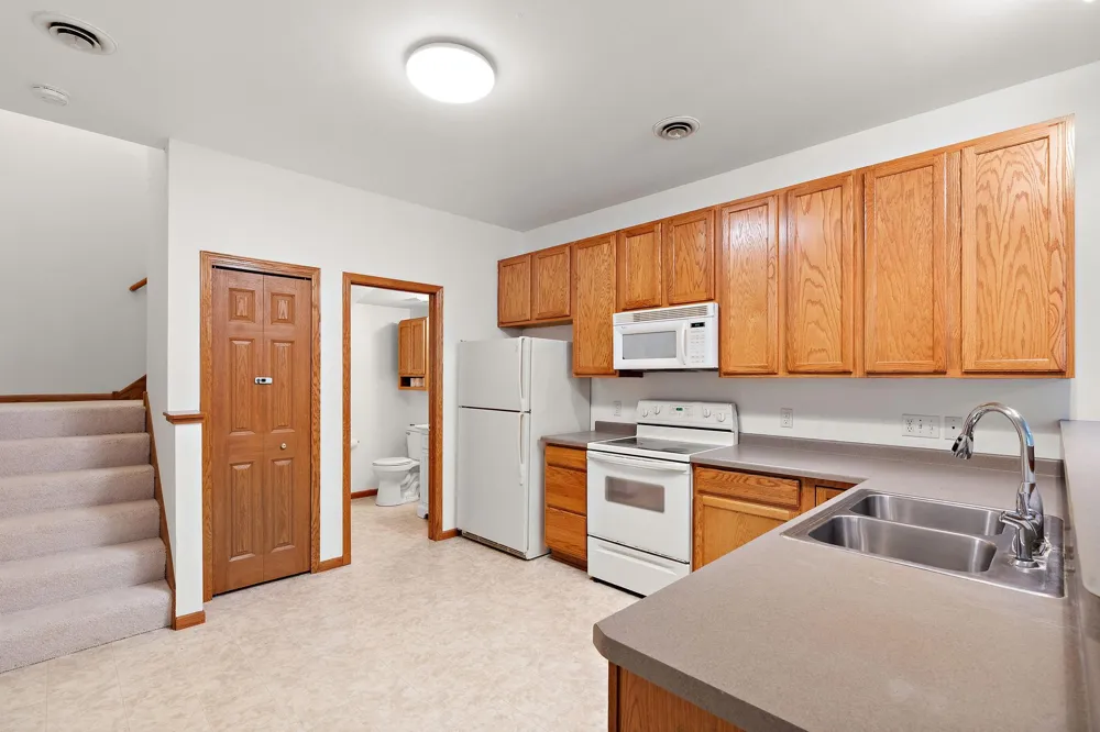 18034 69th Place Maple Grove, MN 55311