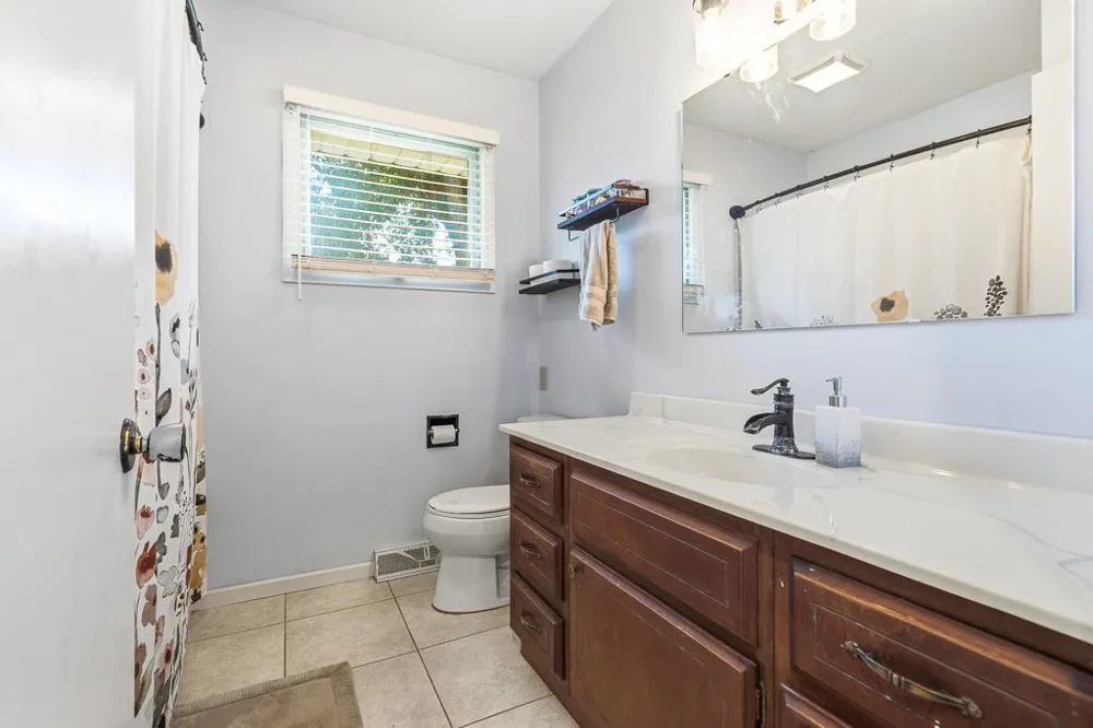 807 Hackberry Drive Marshall, MN 56258