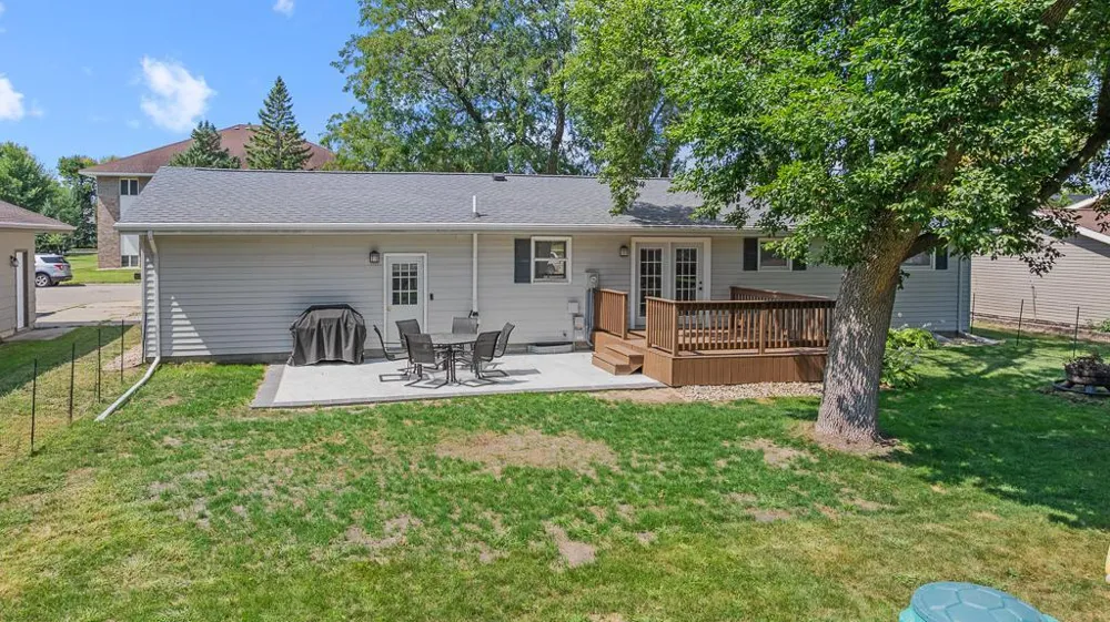 807 Hackberry Drive Marshall, MN 56258