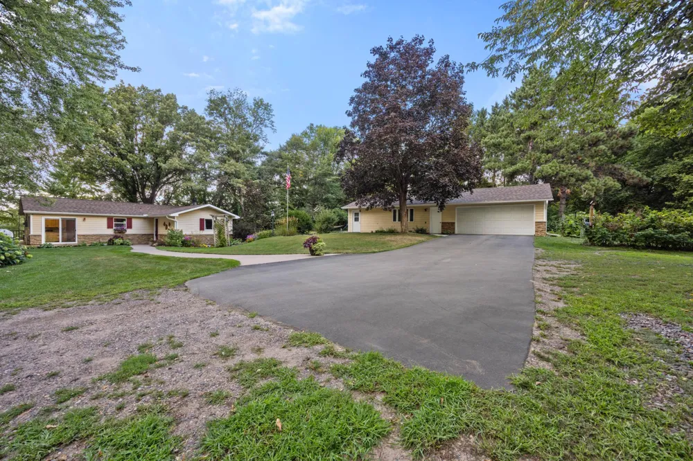28094 Yak Street NW Zimmerman, MN 55398
