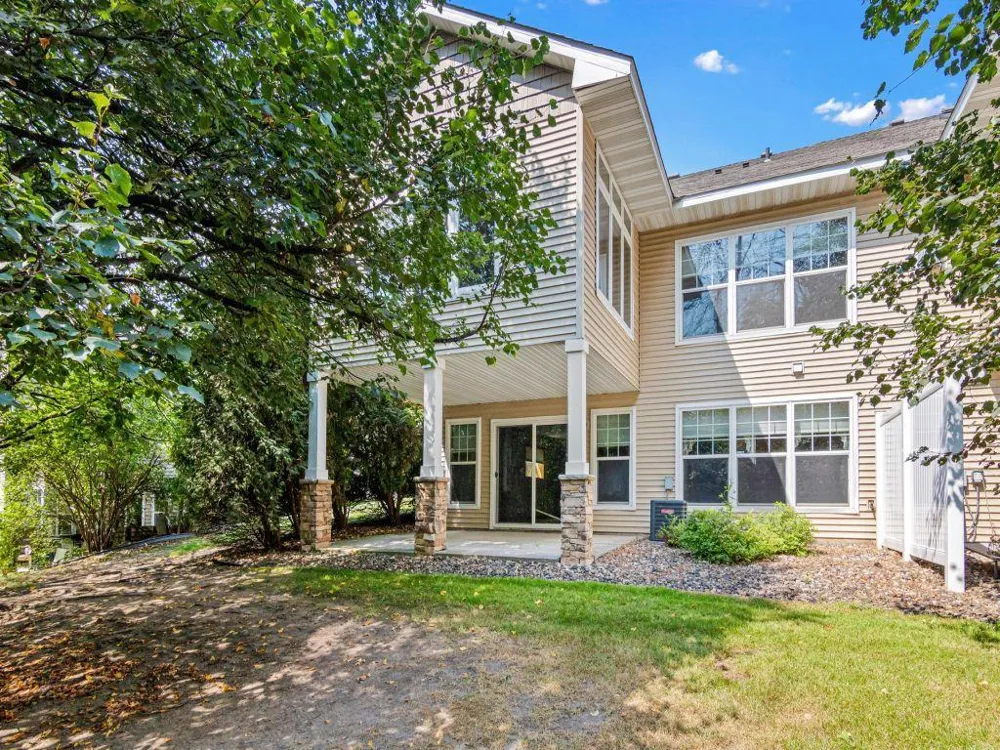 198 Thompson Avenue E West Saint Paul, MN 55118