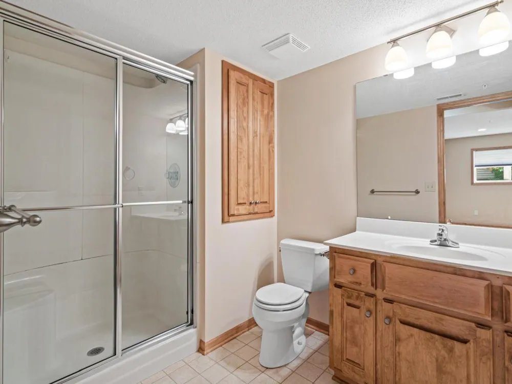 198 Thompson Avenue E West Saint Paul, MN 55118