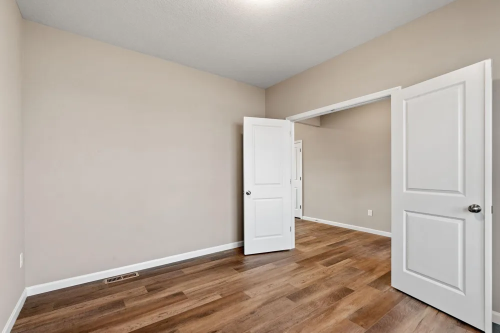10824 165th Avenue NW Elk River, MN 55330