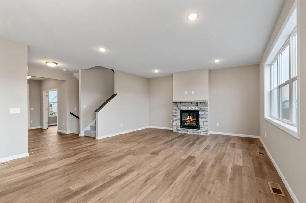 10824 165th Avenue NW Elk River, MN 55330