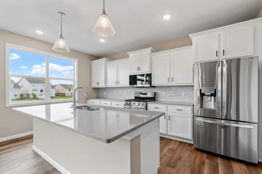 10824 165th Avenue NW Elk River, MN 55330