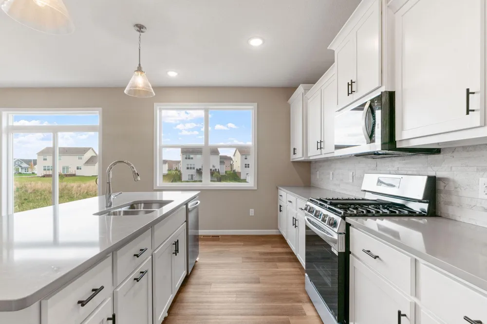 10824 165th Avenue NW Elk River, MN 55330