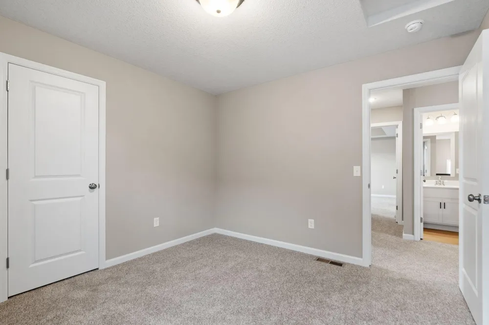 10824 165th Avenue NW Elk River, MN 55330