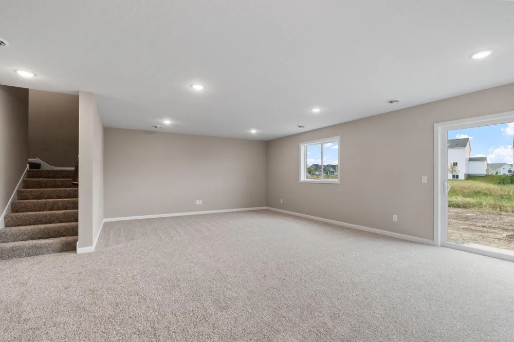 10824 165th Avenue NW Elk River, MN 55330