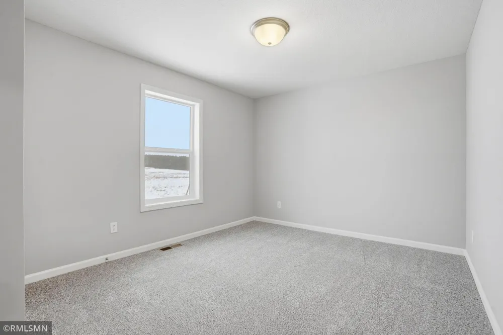 10816 165th Avenue NW Elk River, MN 55330