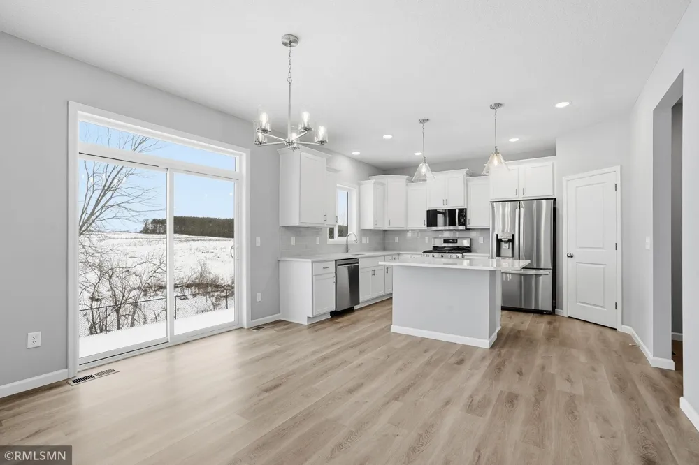 10816 165th Avenue NW Elk River, MN 55330