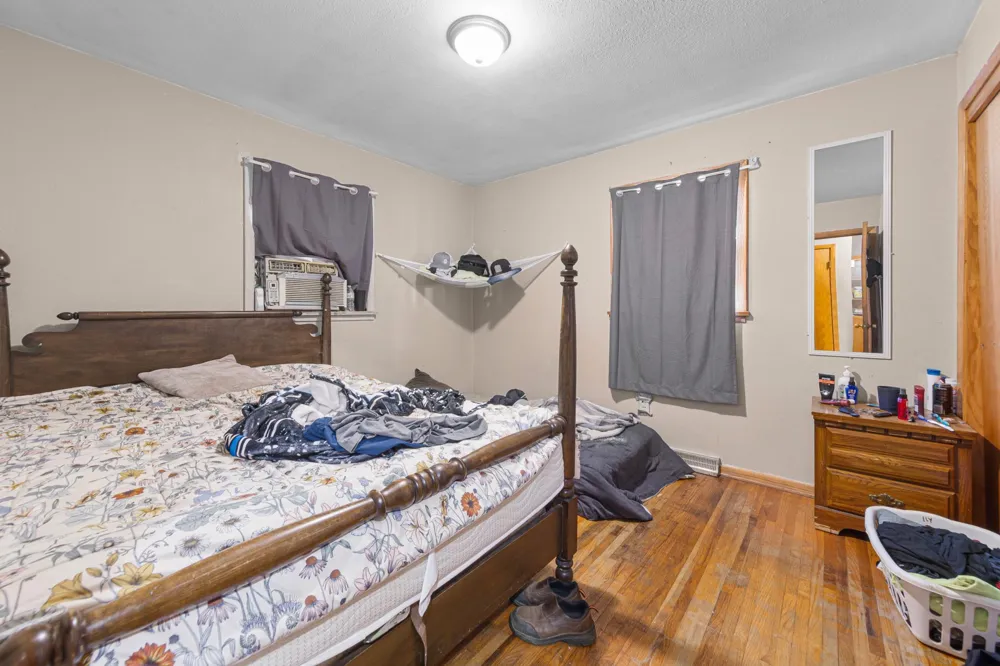 74 S Cordova Avenue Le Center, MN 56057