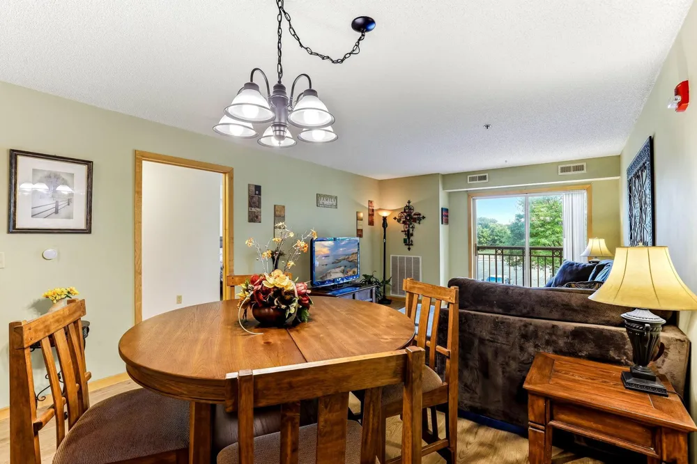 4845 W 123rd Street #201 Savage, MN 55378