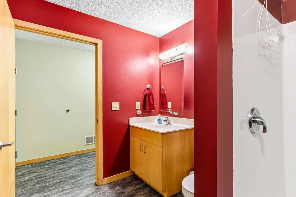 4845 W 123rd Street #201 Savage, MN 55378