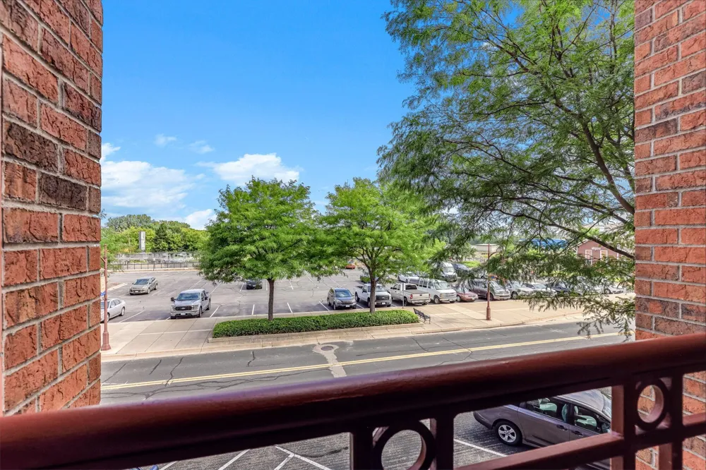 4845 W 123rd Street #201 Savage, MN 55378