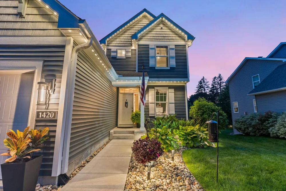 1420 Summit Court Stillwater, MN 55082
