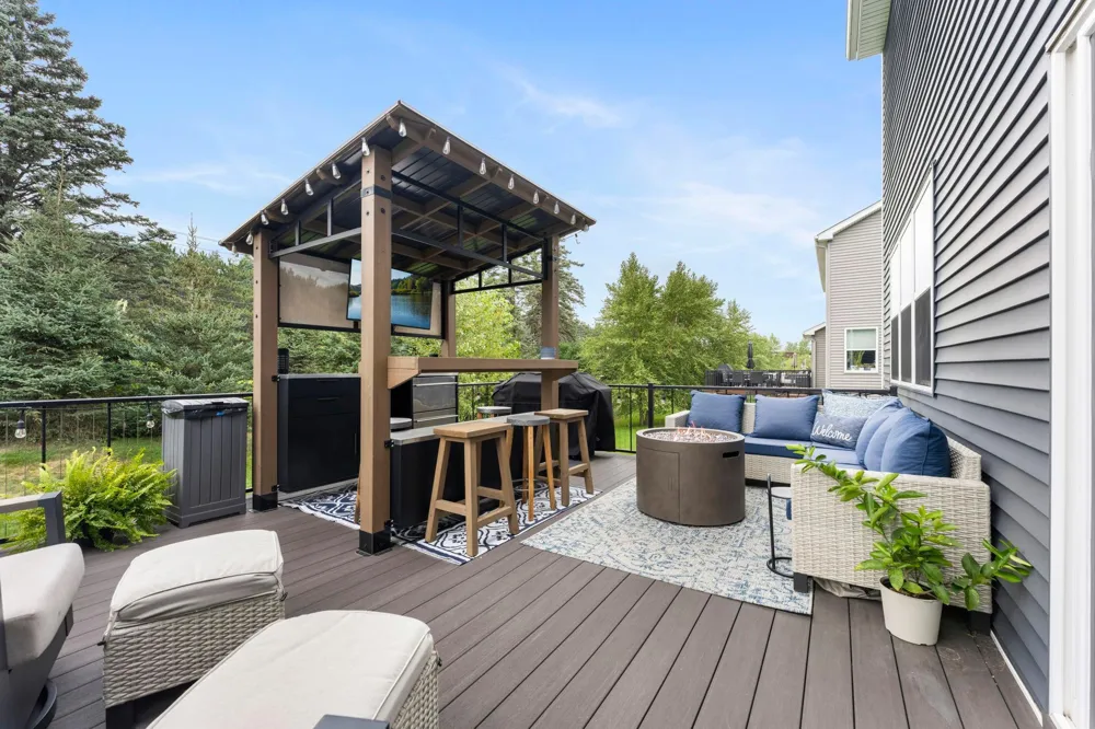 1420 Summit Court Stillwater, MN 55082