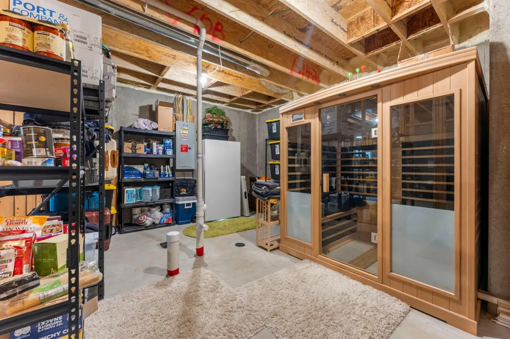 1420 Summit Court Stillwater, MN 55082