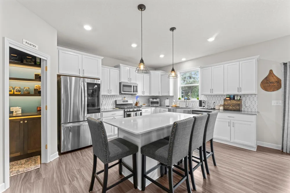 1420 Summit Court Stillwater, MN 55082
