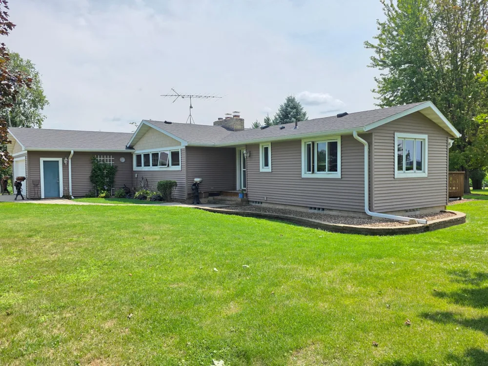 4900 42 Highway NE Eyota, MN 55934
