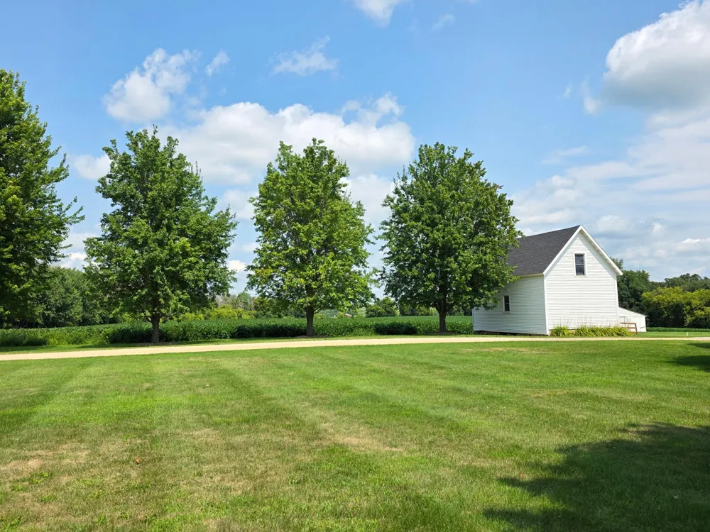 4900 42 Highway NE Eyota, MN 55934