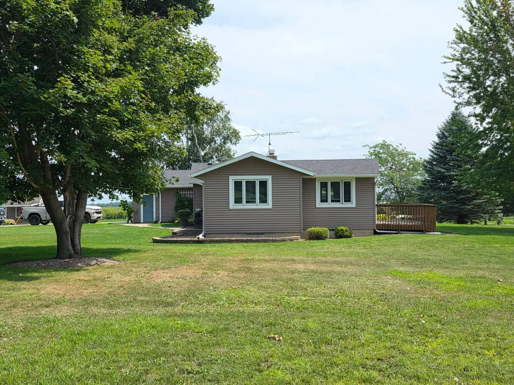 4900 42 Highway NE Eyota, MN 55934
