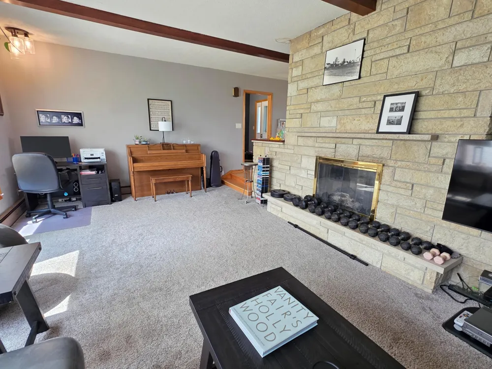 4900 42 Highway NE Eyota, MN 55934