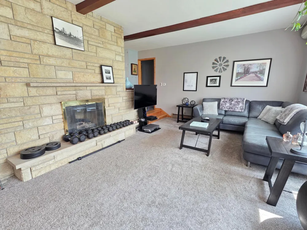 4900 42 Highway NE Eyota, MN 55934