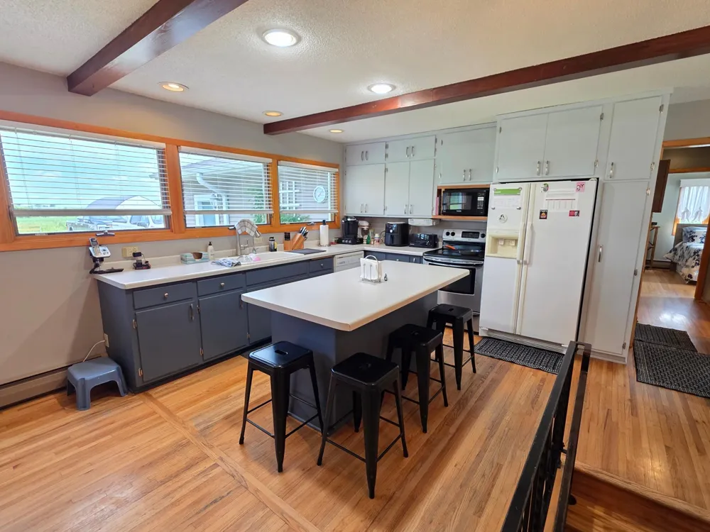 4900 42 Highway NE Eyota, MN 55934