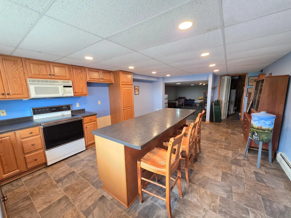 4900 42 Highway NE Eyota, MN 55934
