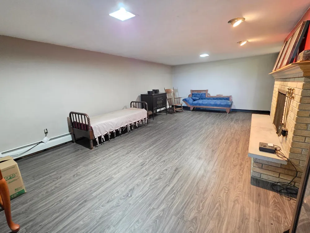 4900 42 Highway NE Eyota, MN 55934