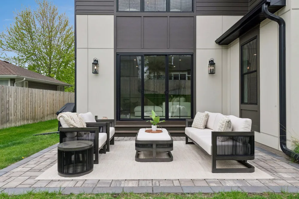 5925 Chowen Avenue S Edina, MN 55410